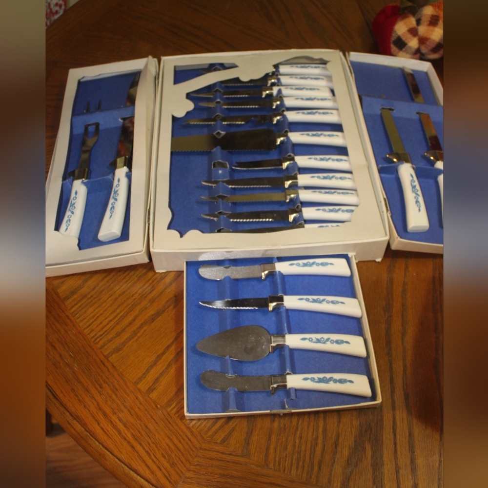 Vintage Blue Cornflower 19pc Cutlery Set , Sheffield English Blades